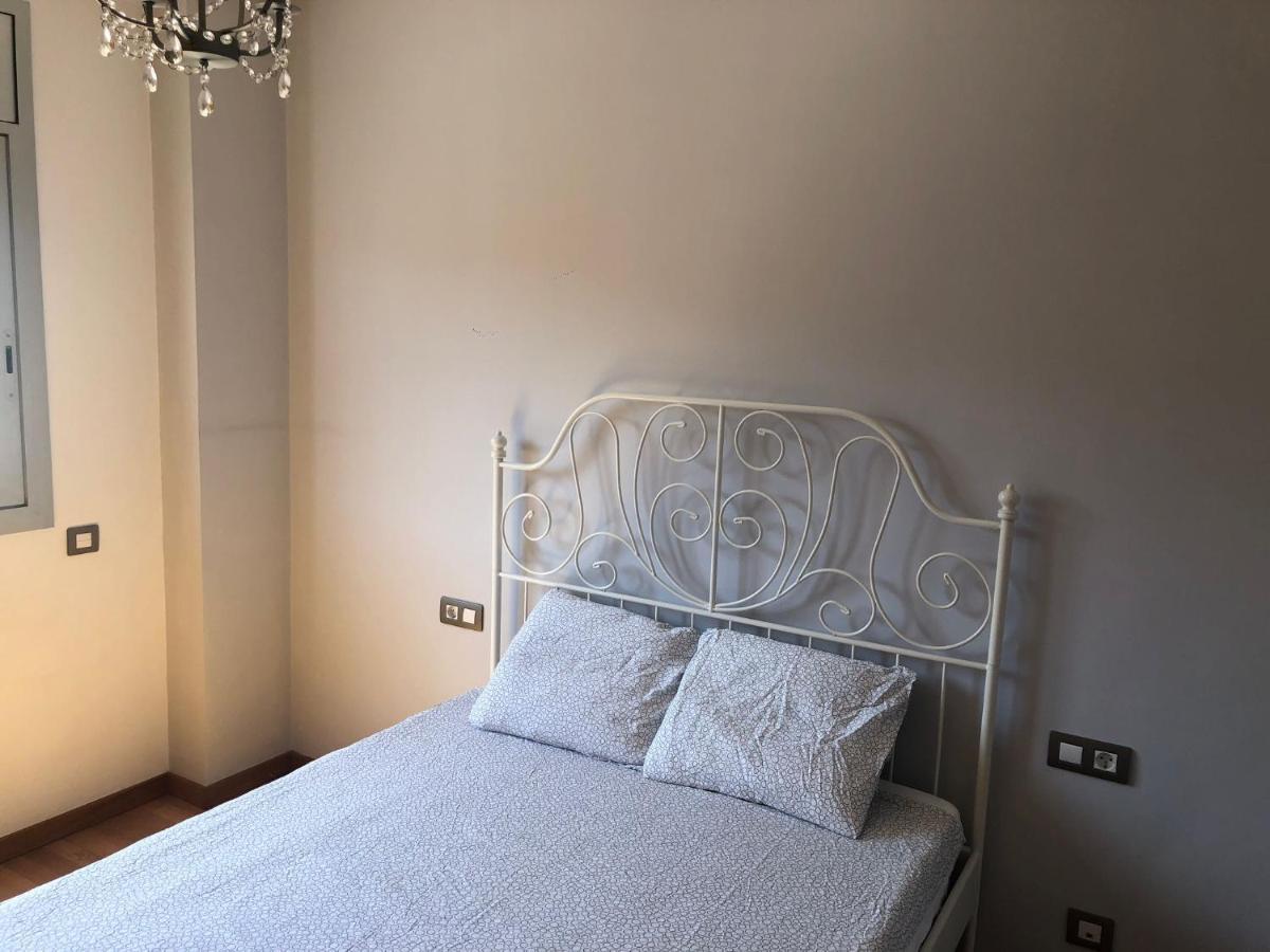 Barcelona Style Beach Apartment ภายนอก รูปภาพ